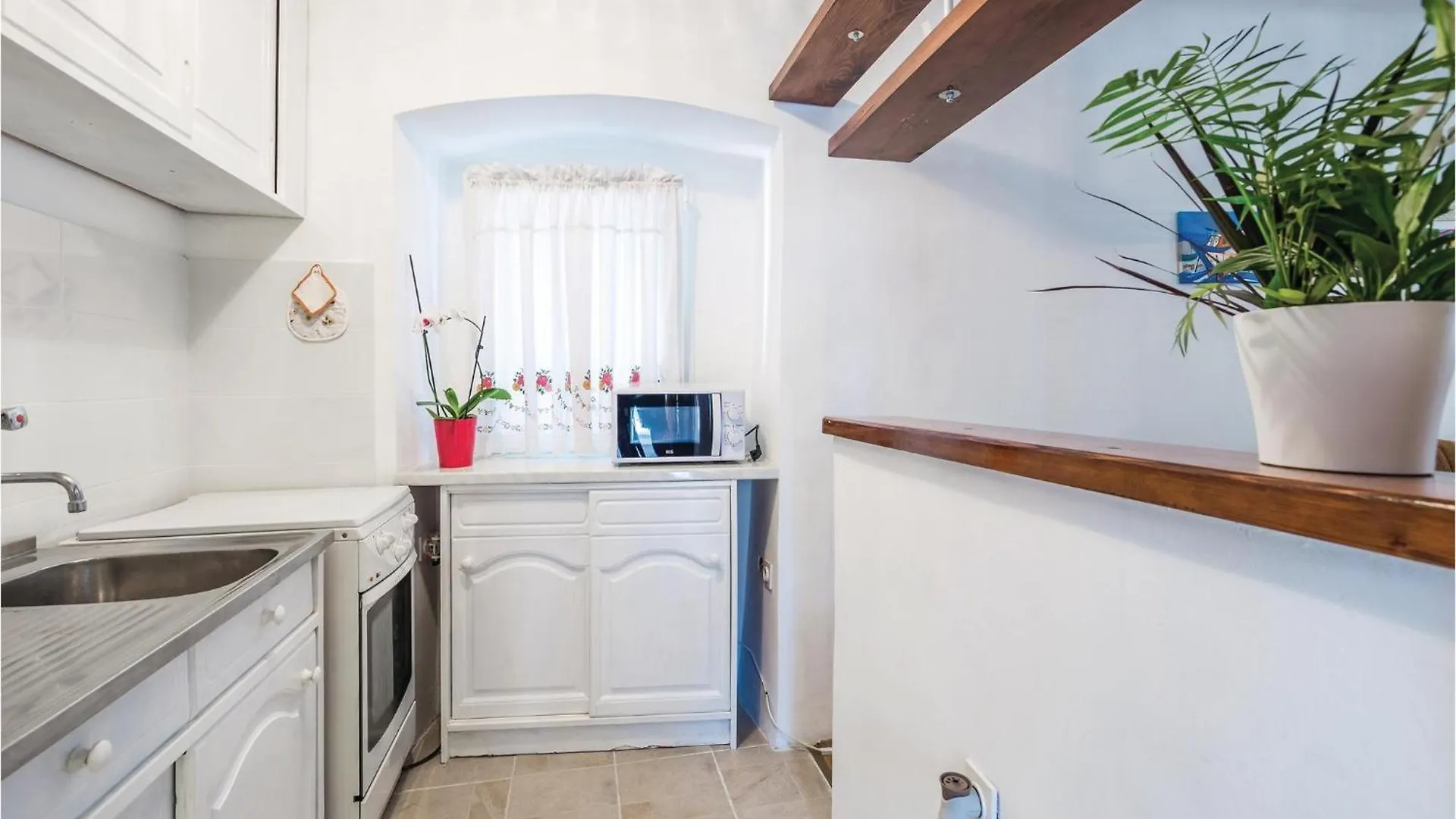Nice Apartment In Kastav With Wifi